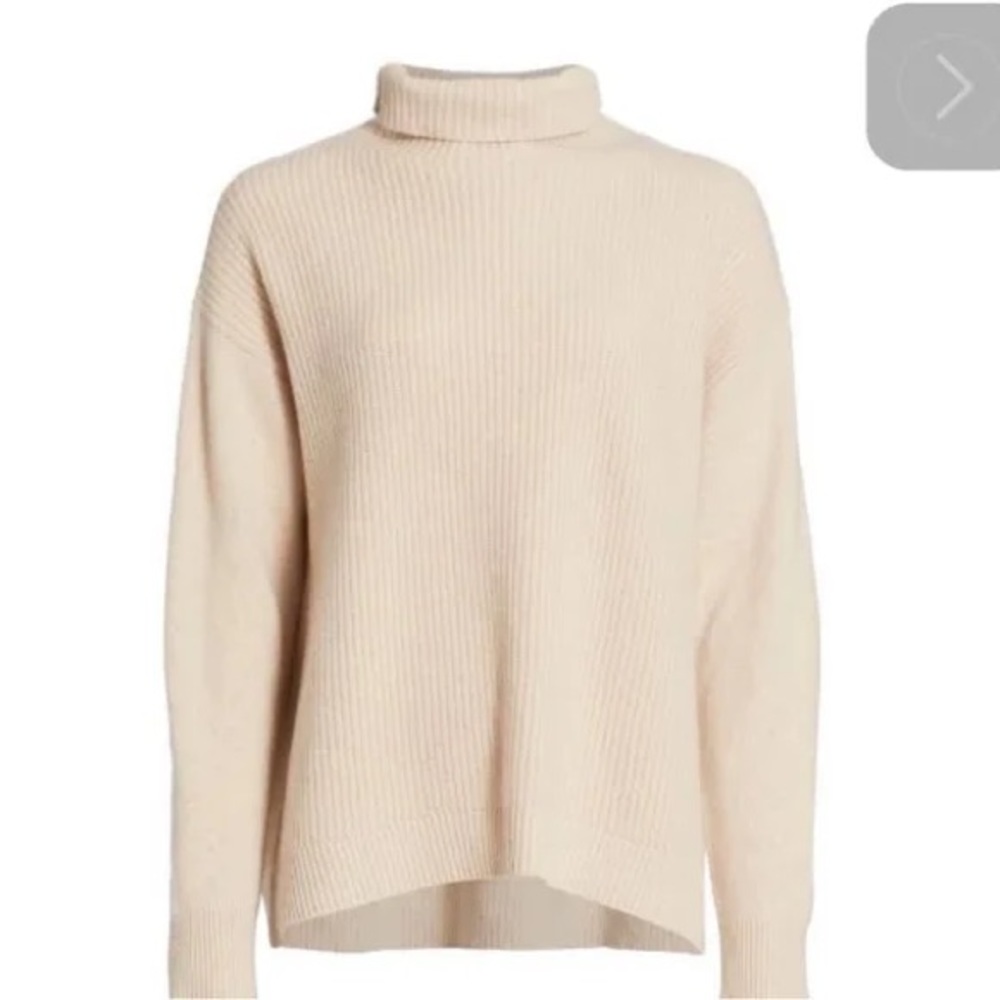 Alice + Olivia Daphney Turtleneck Tunic Sweater 
Oatmeal Size S - Picture 8 of 14